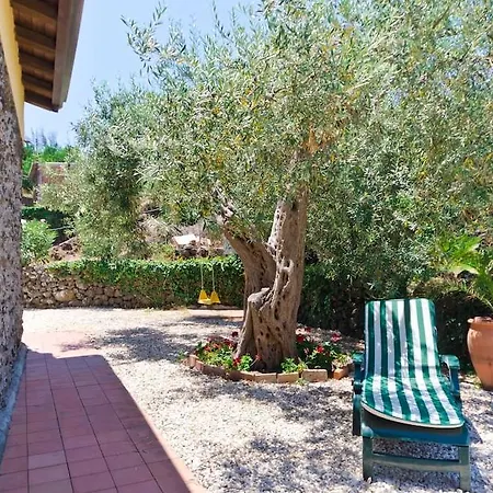 Ferienhaus La Rosa Milo